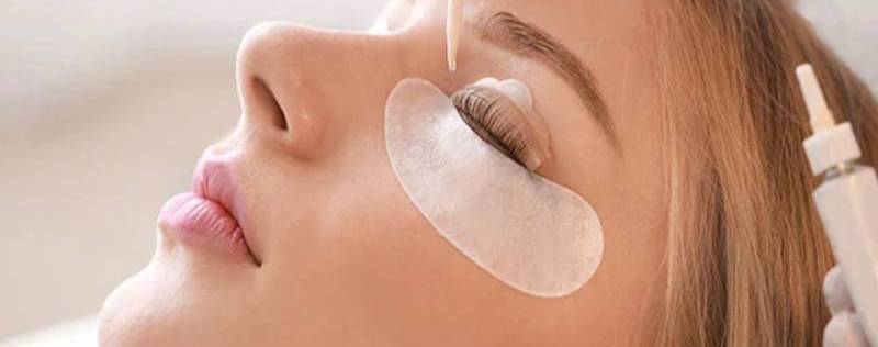 مواد و وسایل مورد نیاز برای لیفت مژه با بیگودی