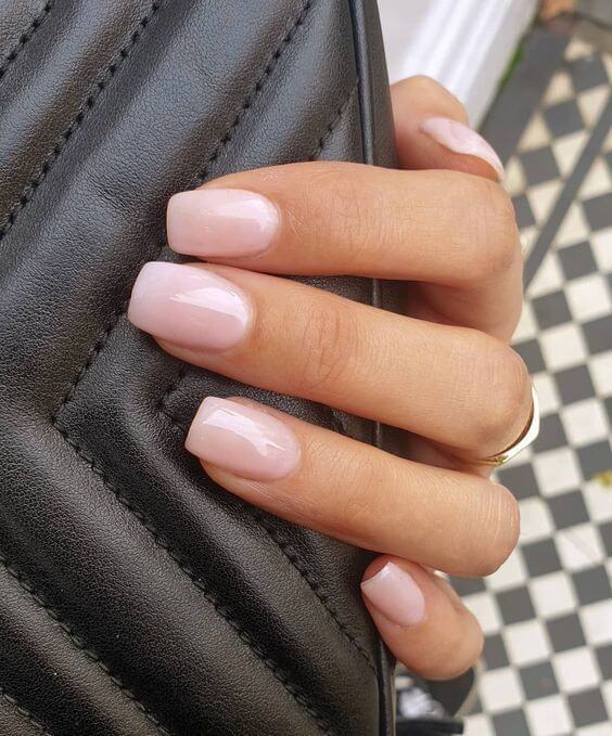 کاشت ناخن با پودر چطوری انجام میشه؟
