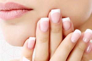 ویژگی‌ های یک تقویت‌ کننده ناخن خوب